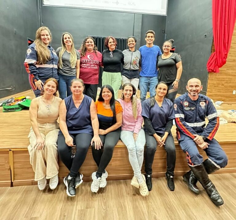 Profissionais de saúde de Crucilândia recebem treinamento sobre Trauma e Suporte Básico de Vida