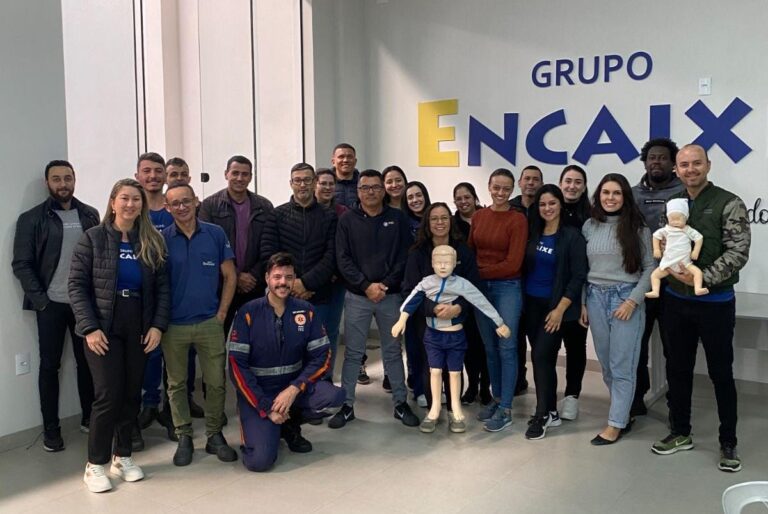 Treinamento em Primeiros Socorros capacita colaboradores da Comercial RGS Encaixe, em Nova Serrana